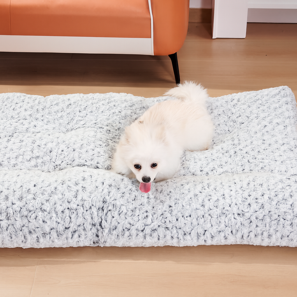 Thickened Rose Velvet Plush Dog Bed